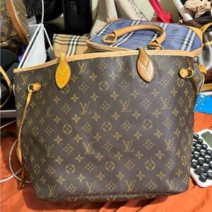 Louis Vuitton Brown Monogram Tote Bag Neverfull MM